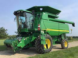 John Deere 9560 STS Self-Propelled Combine (NA Edition) Parts Manual PC9562